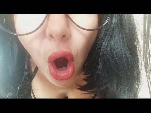 ❤️ Honey, uwar uwarki bazata bari ki tafi makaranta ba yau... Ina bukatarki da yawa... ❤ Batsa na Rasha